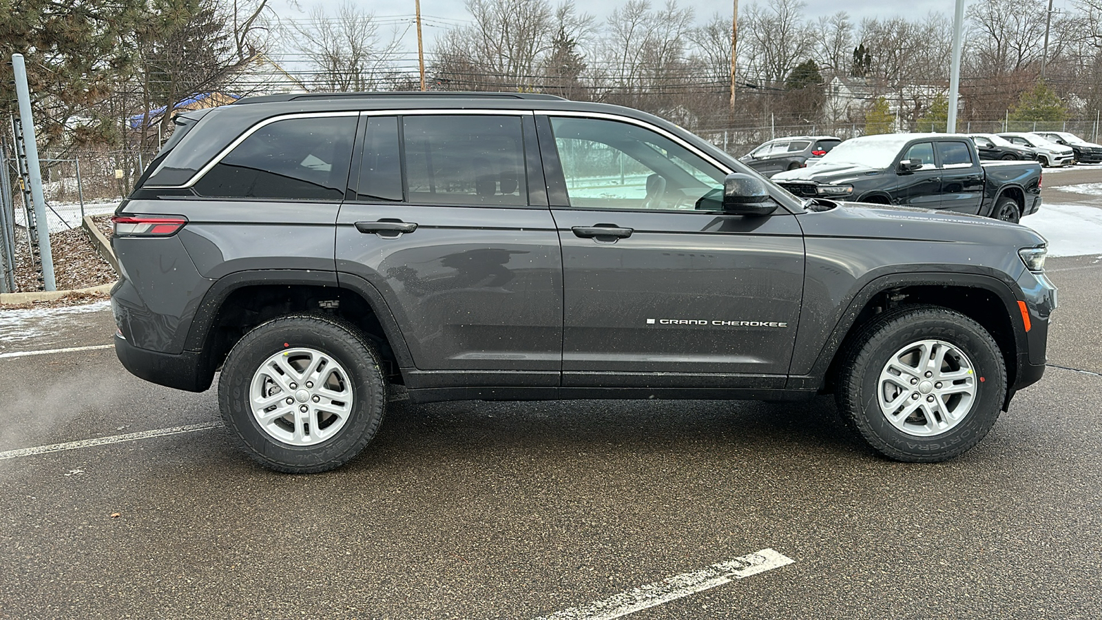 2025 Jeep Grand Cherokee Laredo 6