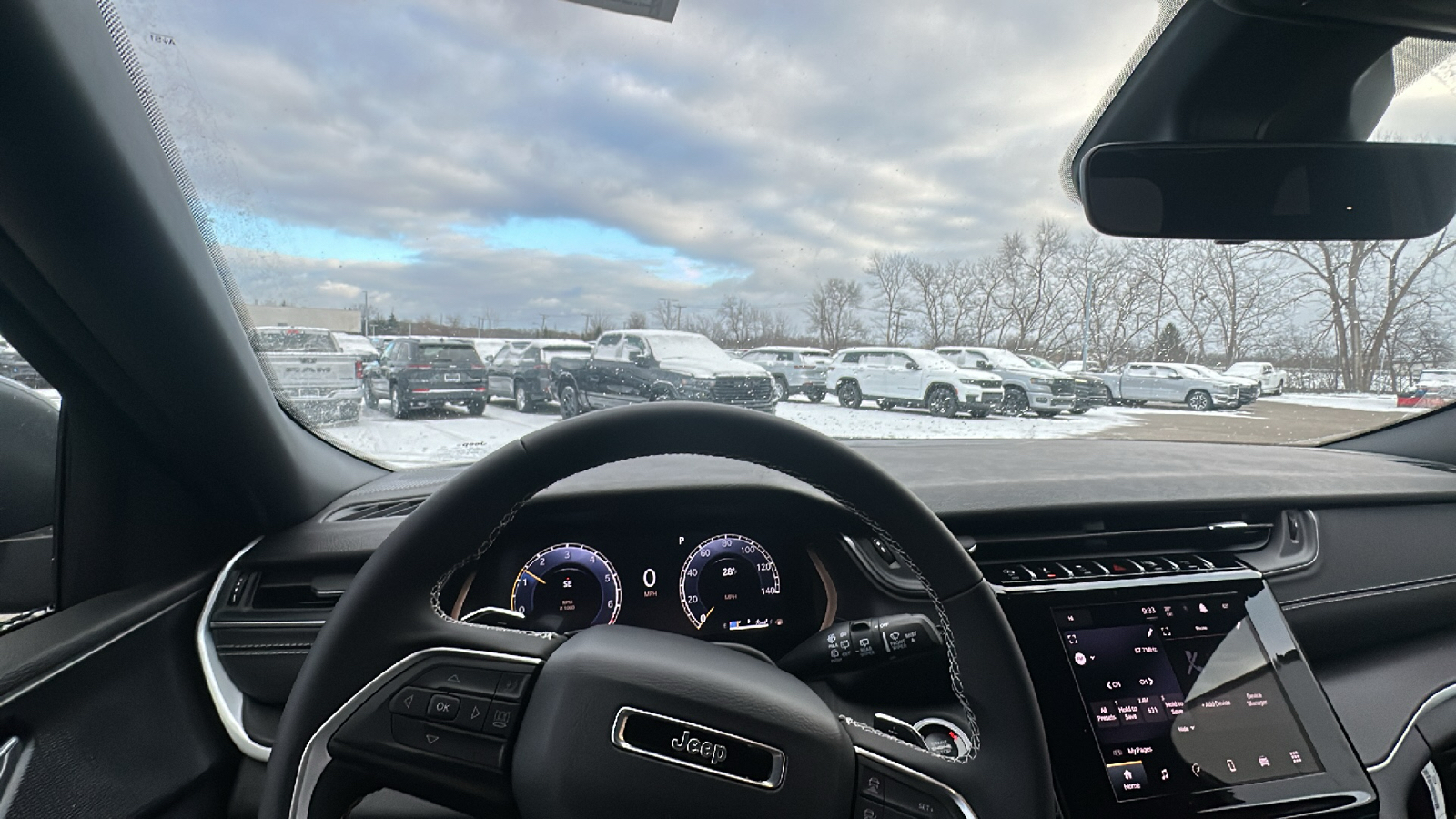 2025 Jeep Grand Cherokee Laredo 15