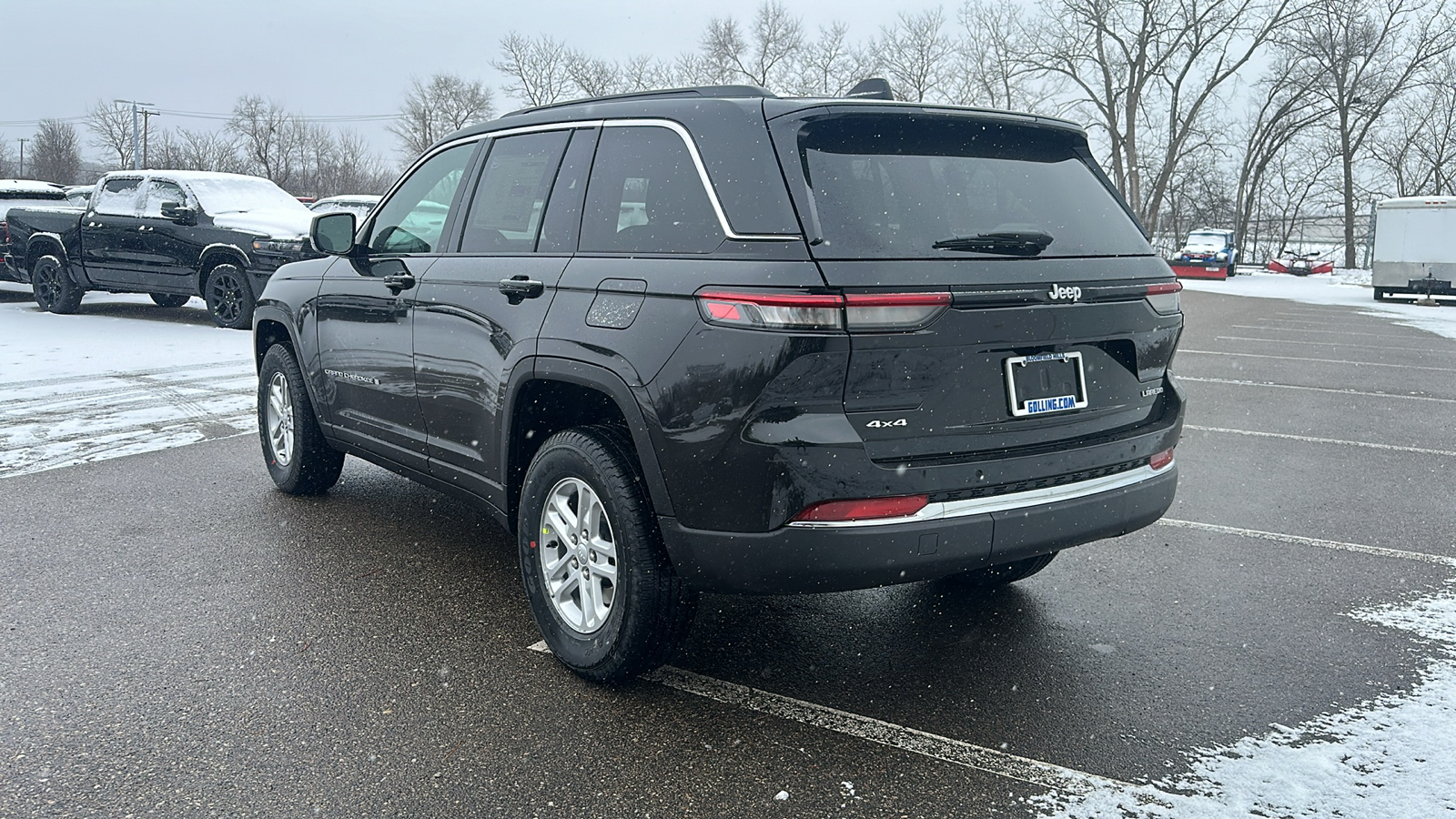 2025 Jeep Grand Cherokee Laredo 3