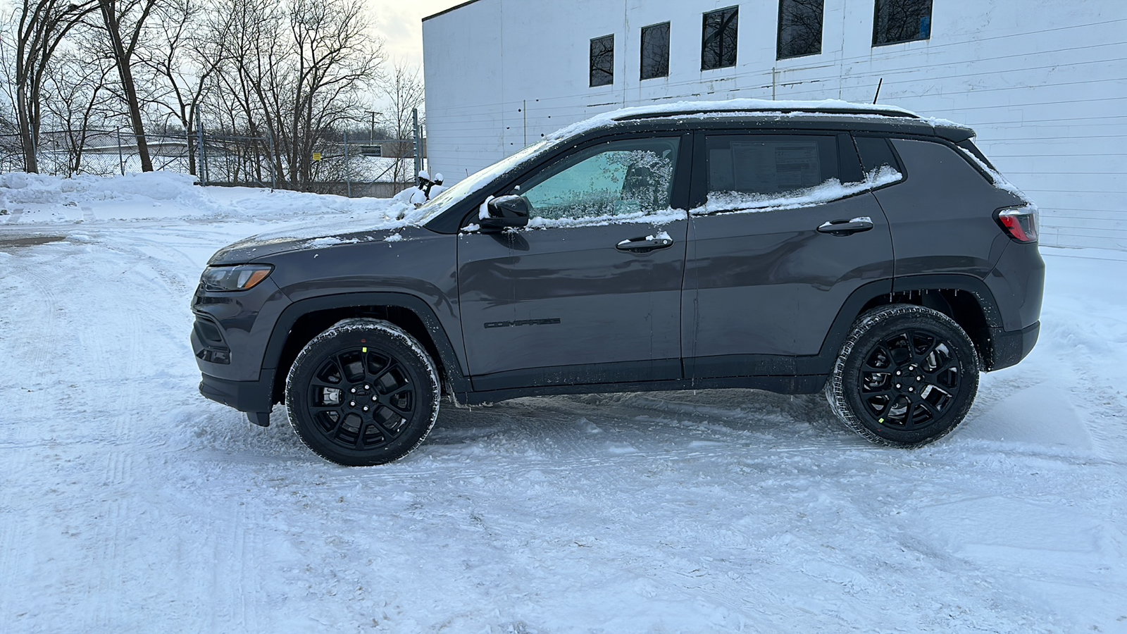 2024 Jeep Compass Latitude 2