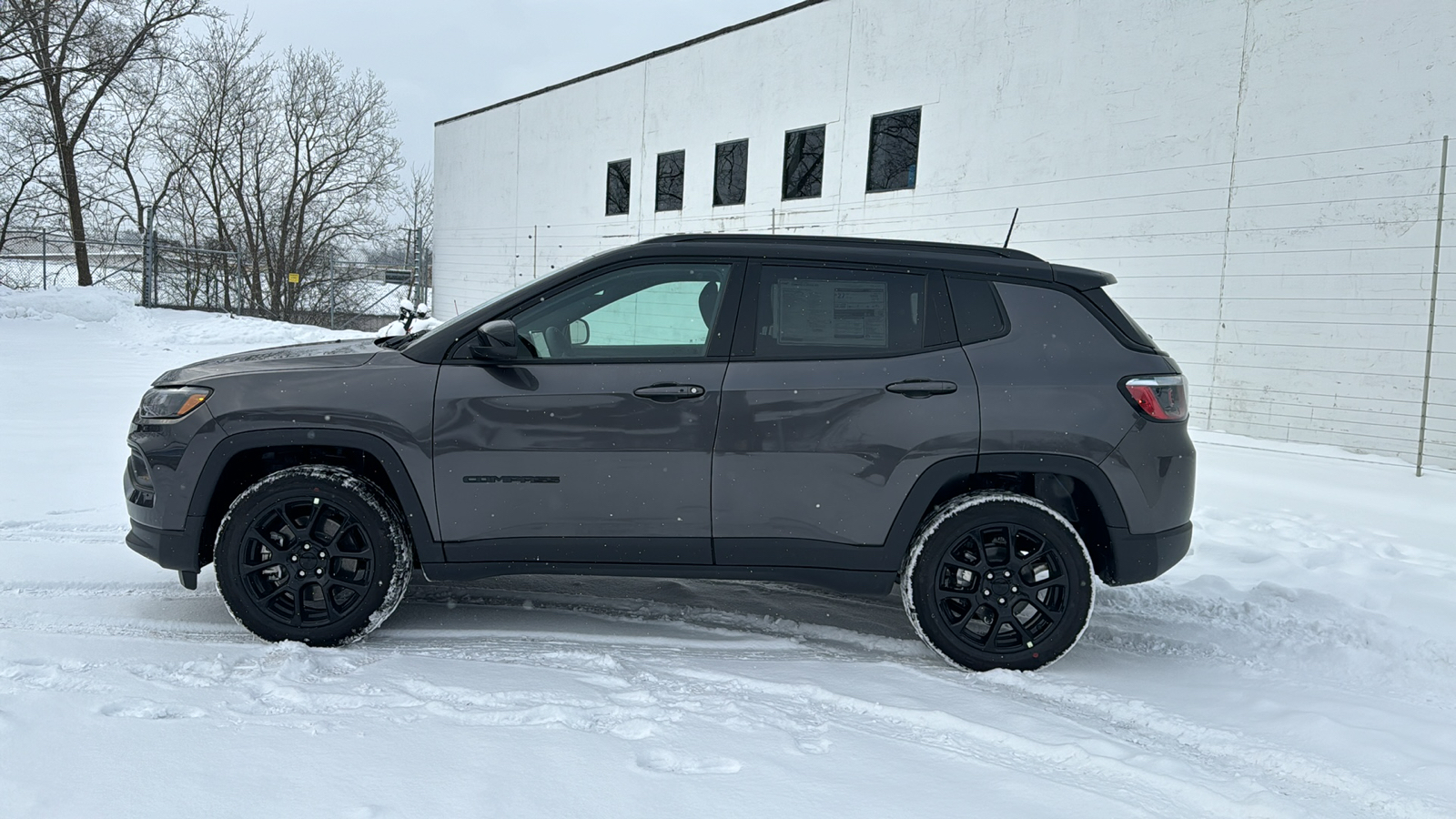 2024 Jeep Compass Latitude 2