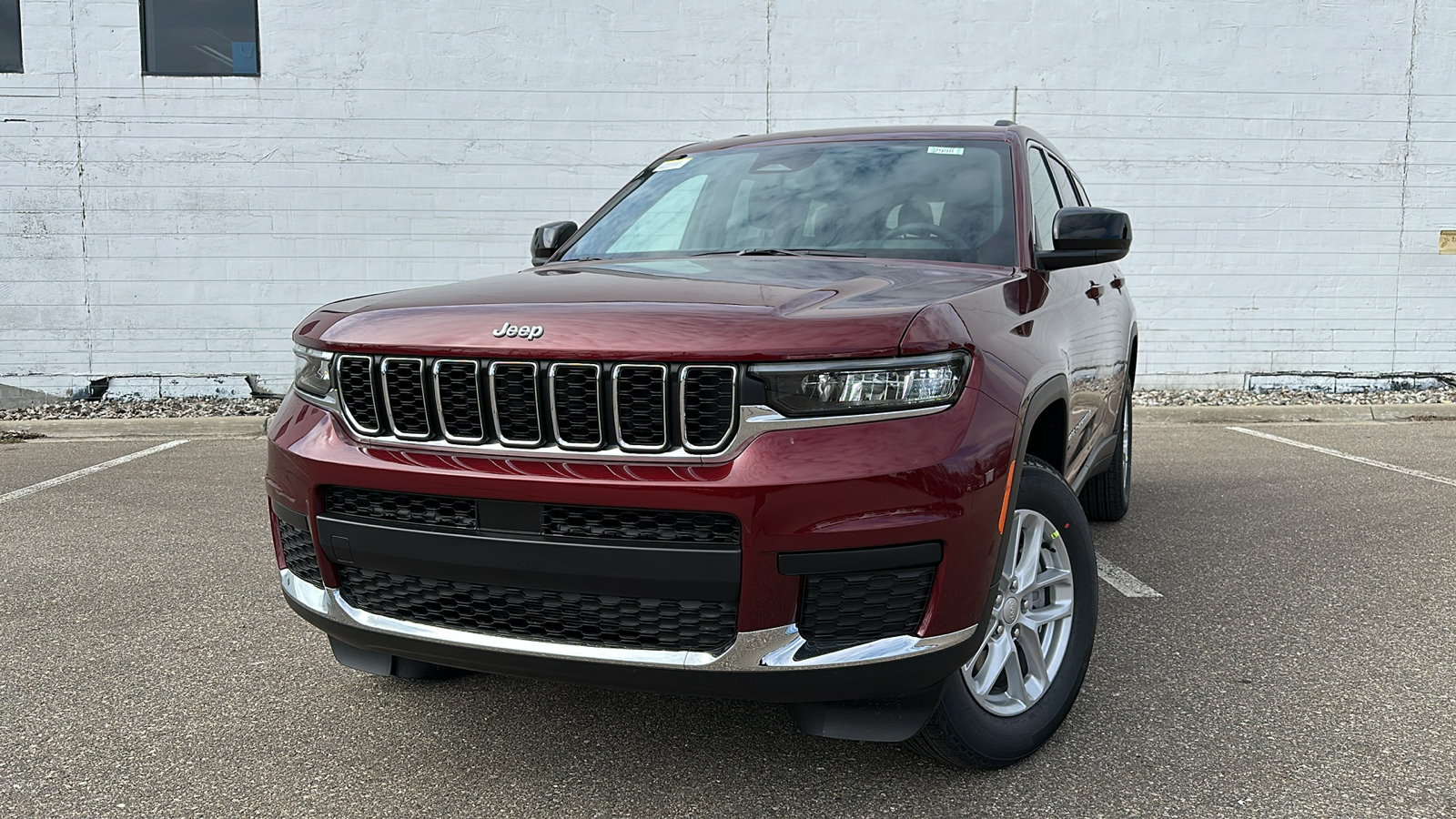 2024 Jeep Grand Cherokee L Laredo 1