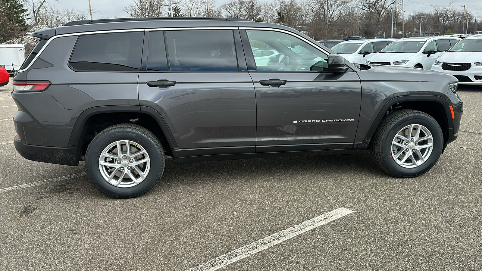 2024 Jeep Grand Cherokee L Laredo 6