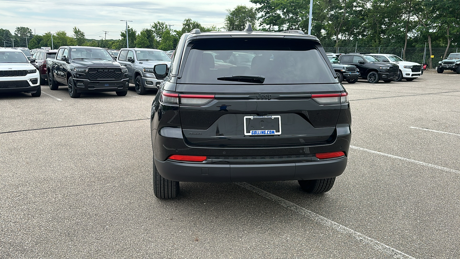 2024 Jeep Grand Cherokee Altitude 4