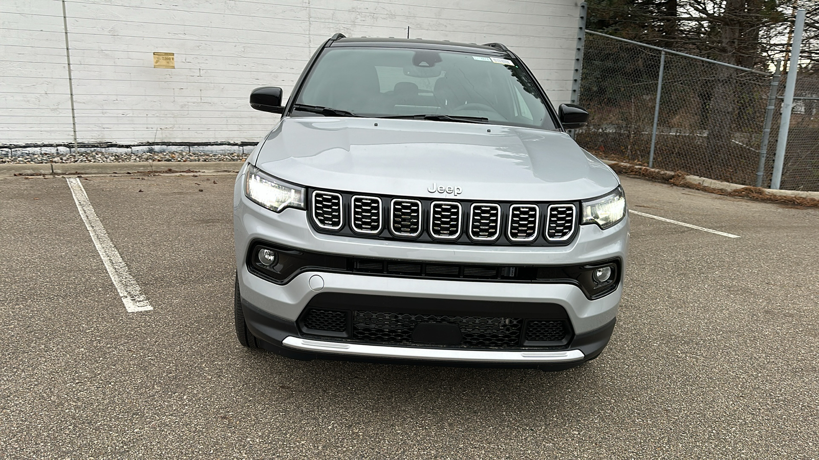 2025 Jeep Compass Limited 8