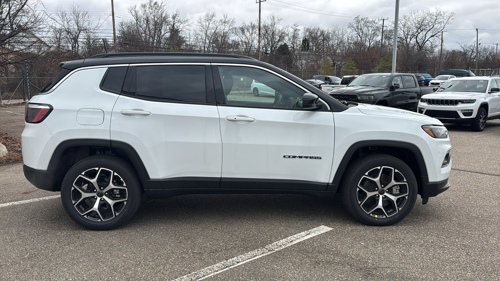 2025 Jeep Compass Limited 6