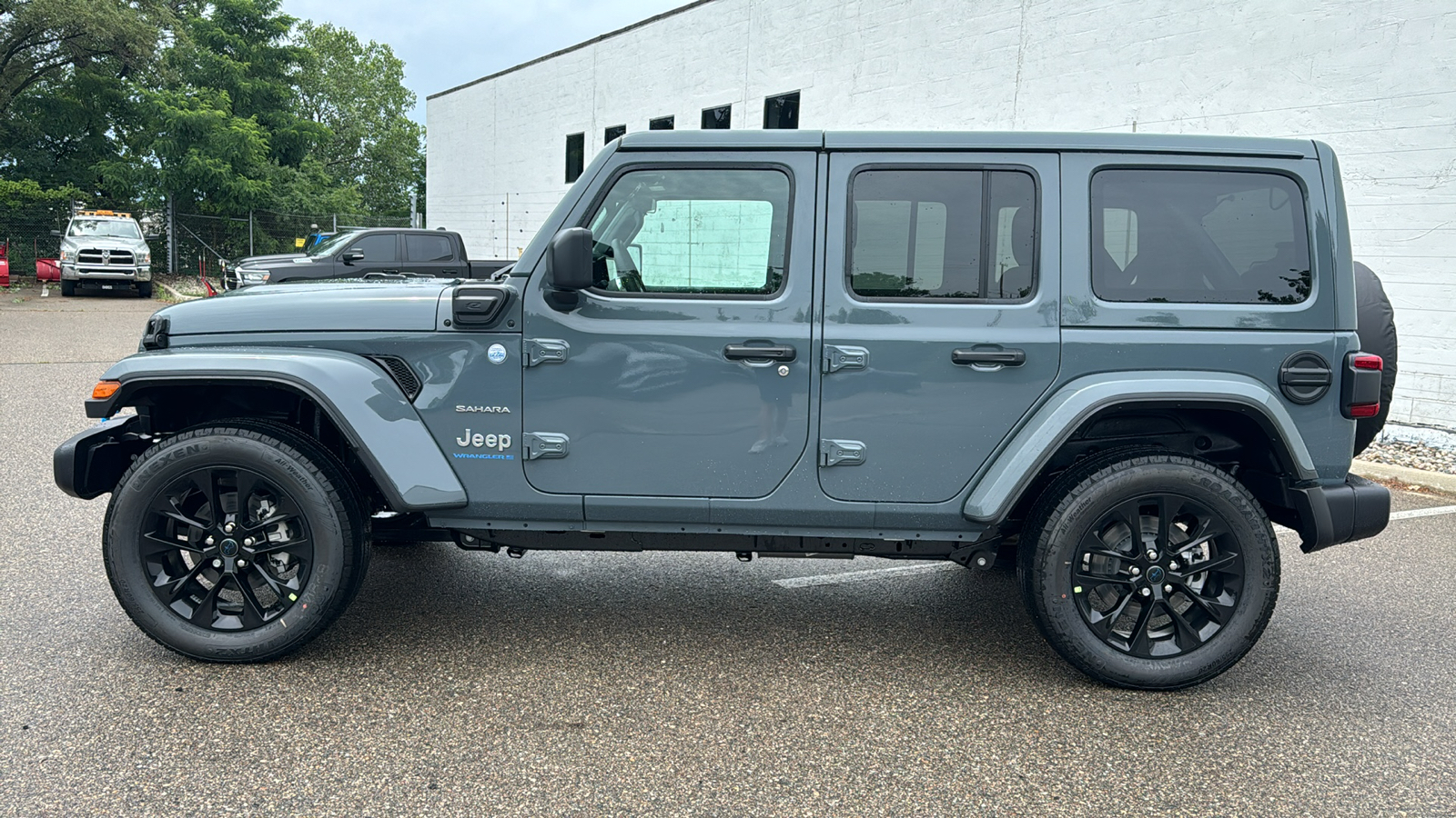 2024 Jeep Wrangler Sahara 4xe 2