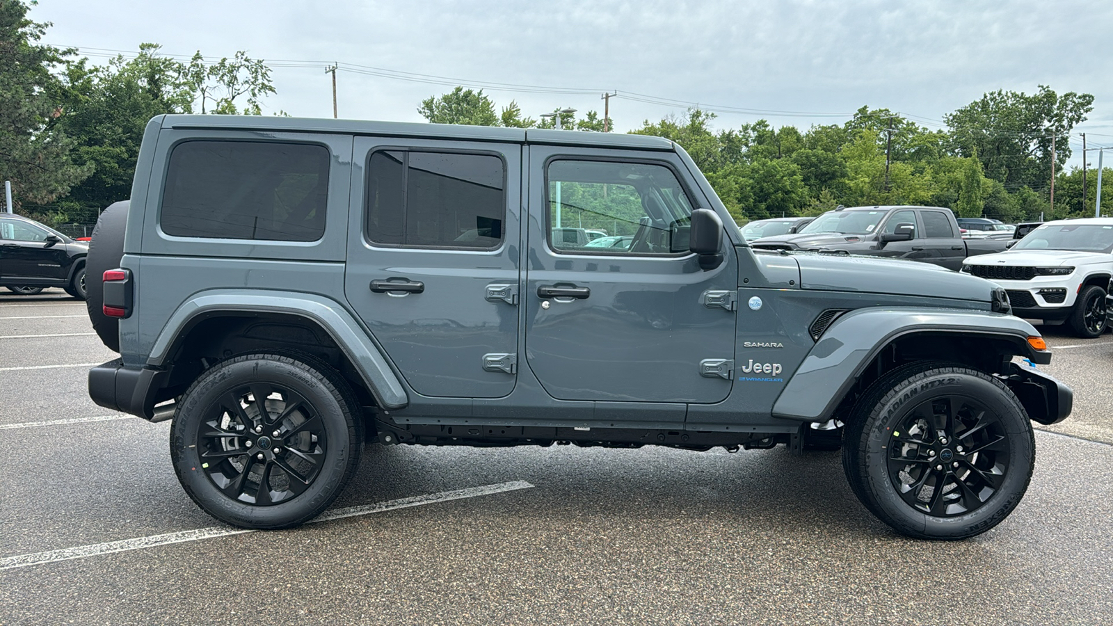 2024 Jeep Wrangler Sahara 4xe 6