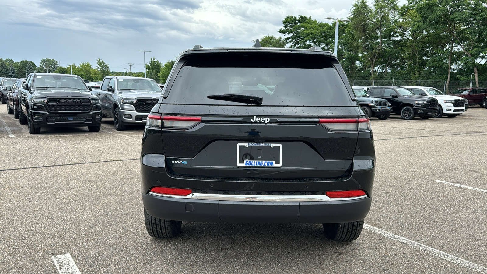 2024 Jeep Grand Cherokee  4