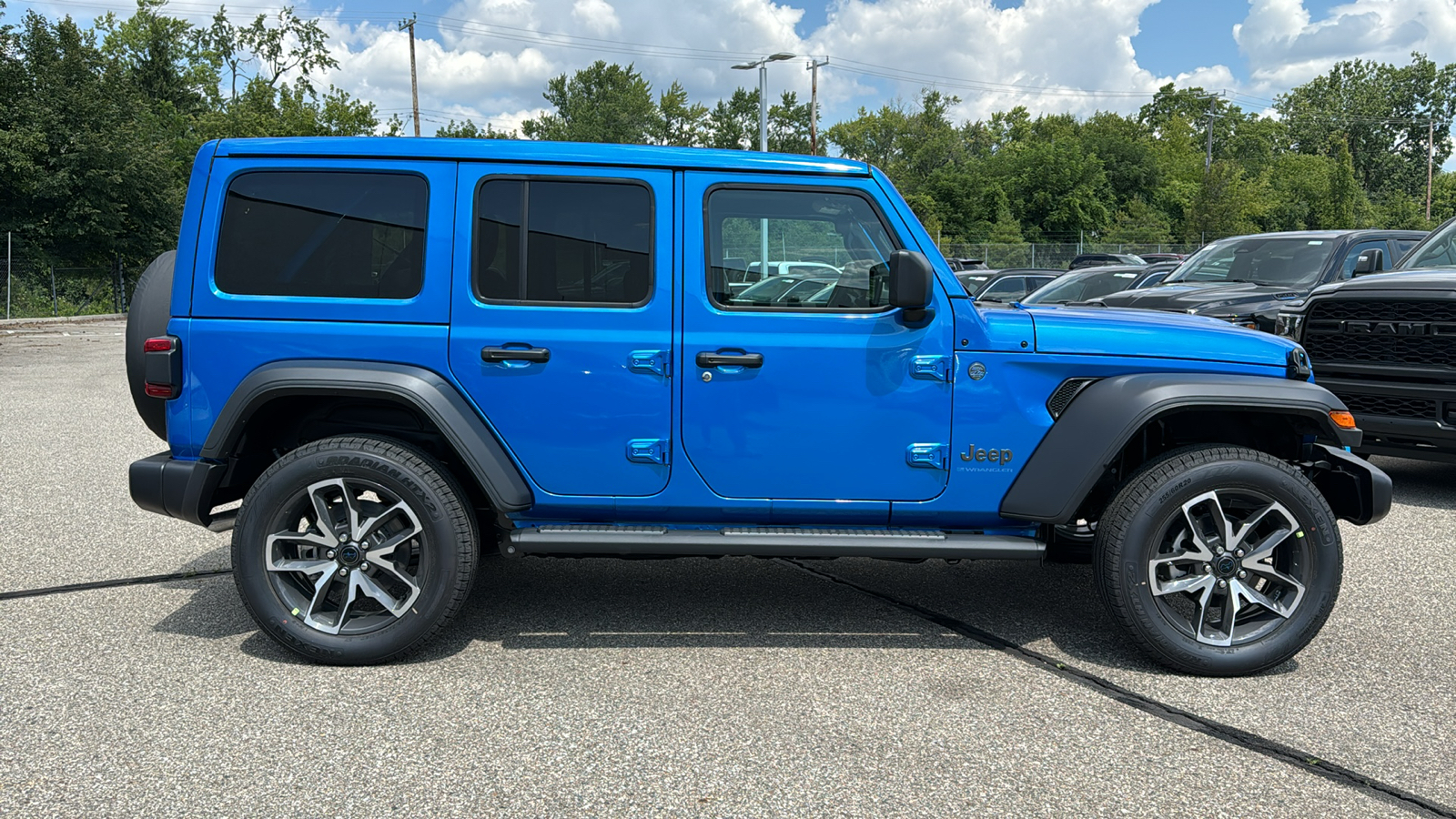 2024 Jeep Wrangler  6