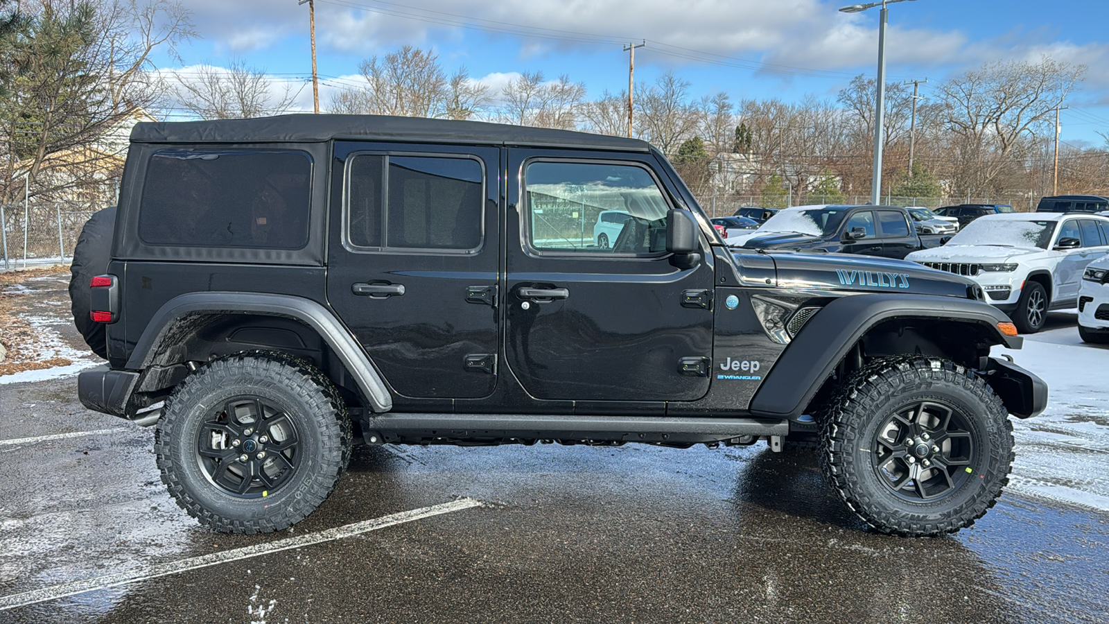 2025 Jeep Wrangler Willys 4xe 6