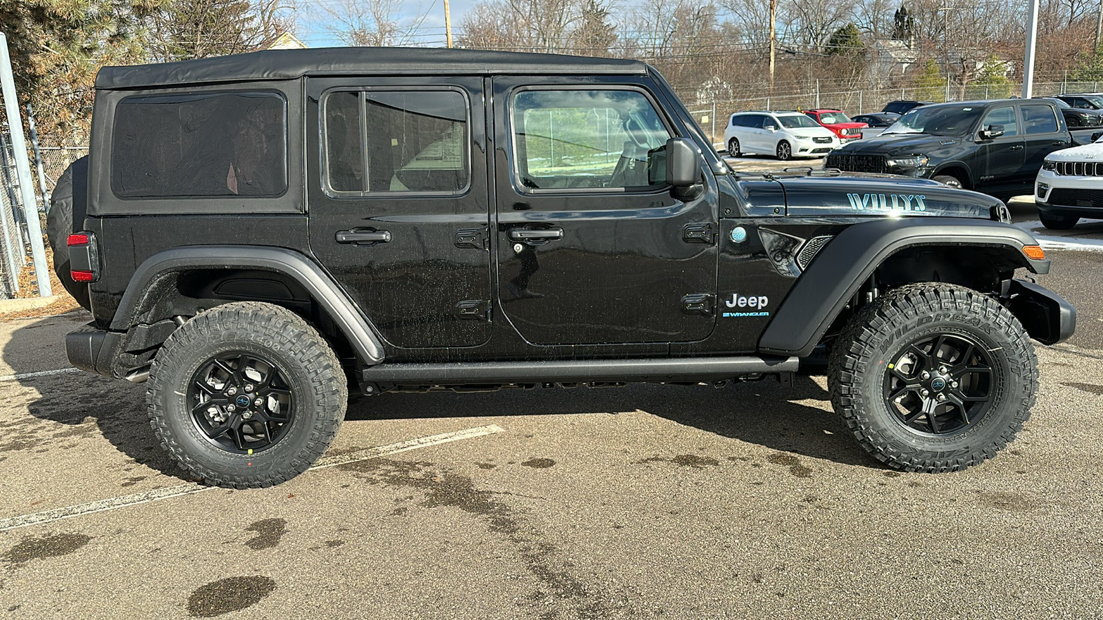 2025 Jeep Wrangler Willys 4xe 6