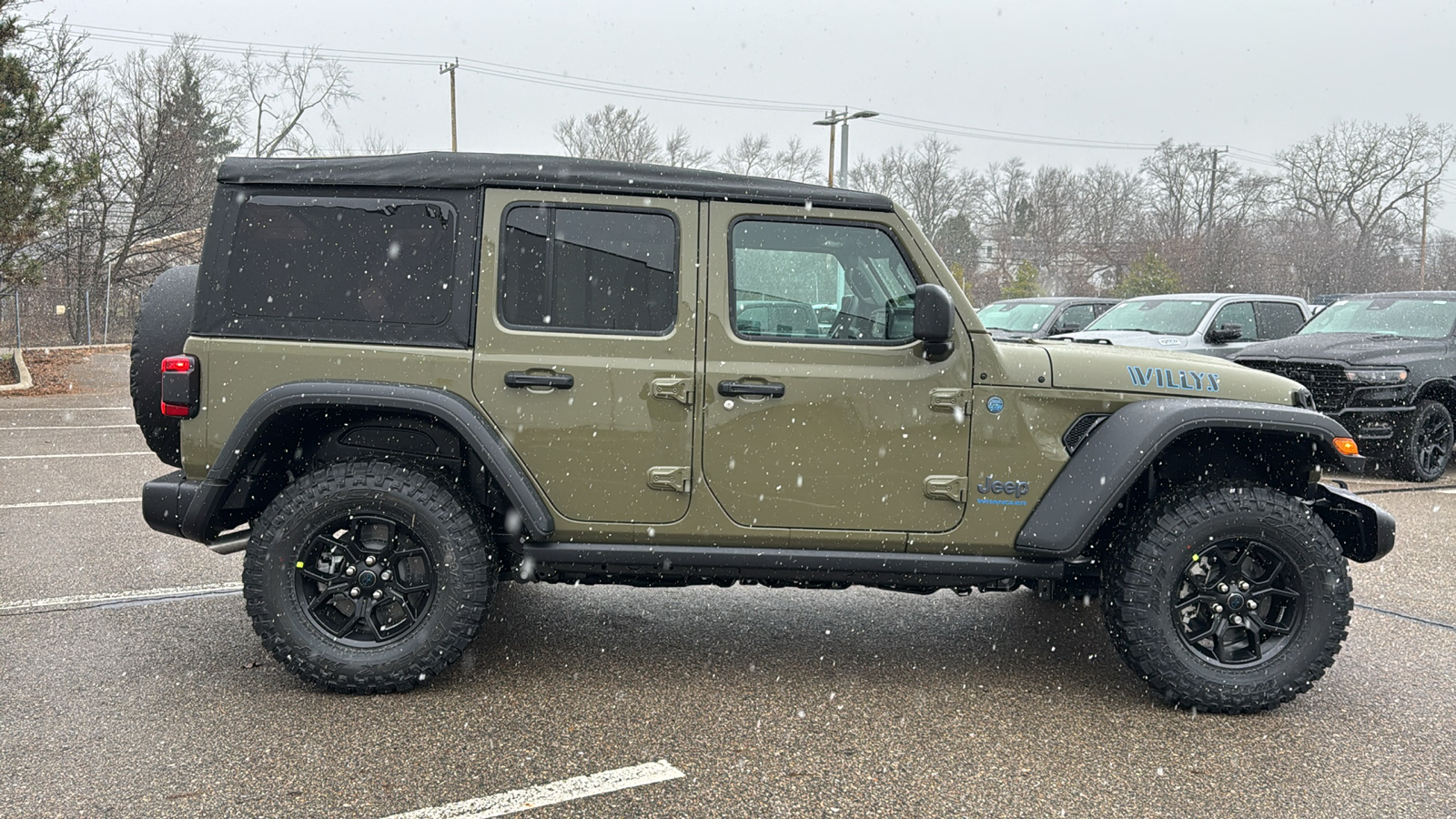 2025 Jeep Wrangler Willys 4xe 6