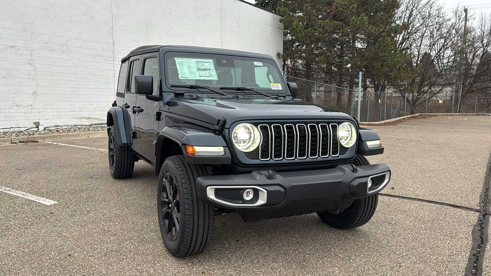 2025 Jeep Wrangler Sahara 4xe 7