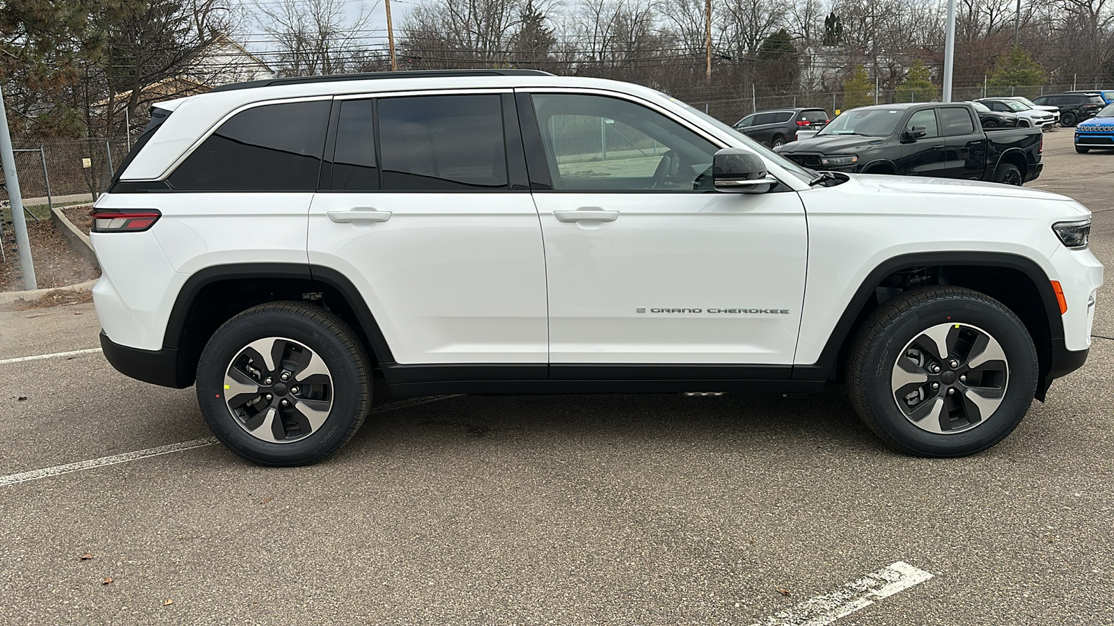 2025 Jeep Grand Cherokee 4xe 6