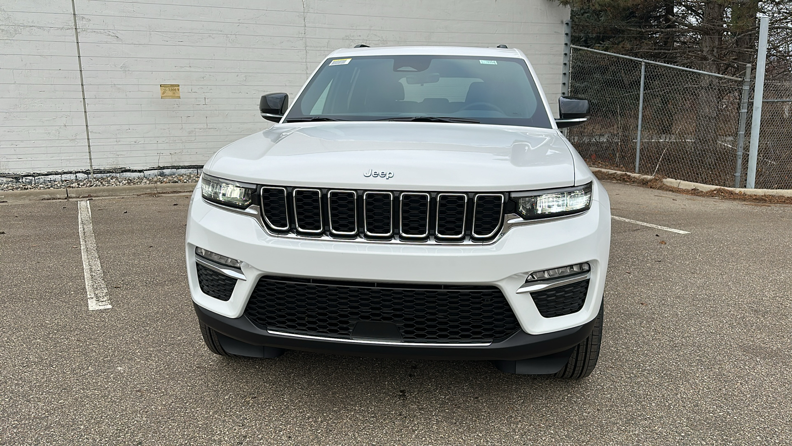 2025 Jeep Grand Cherokee 4xe 8