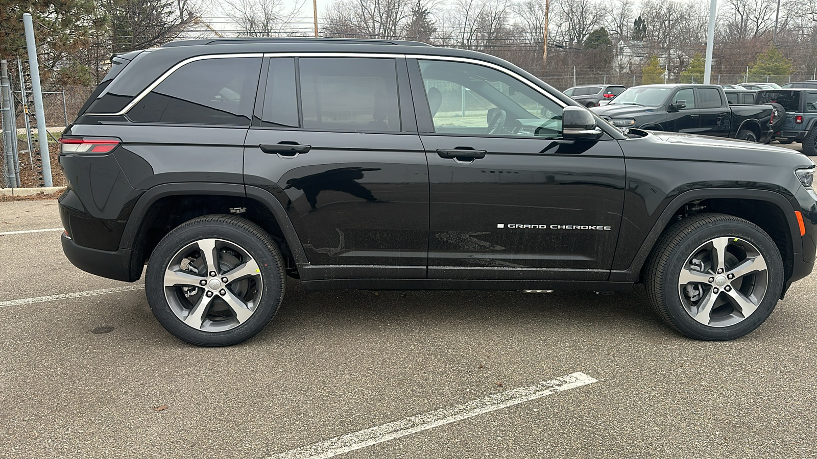 2025 Jeep Grand Cherokee 4xe 6