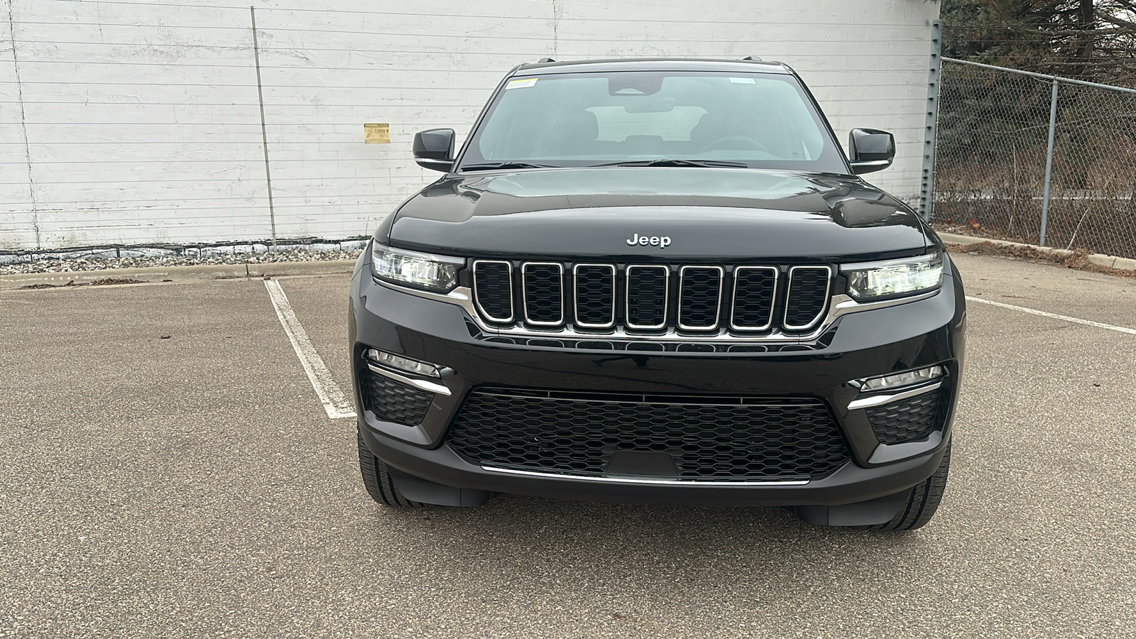 2025 Jeep Grand Cherokee 4xe 8