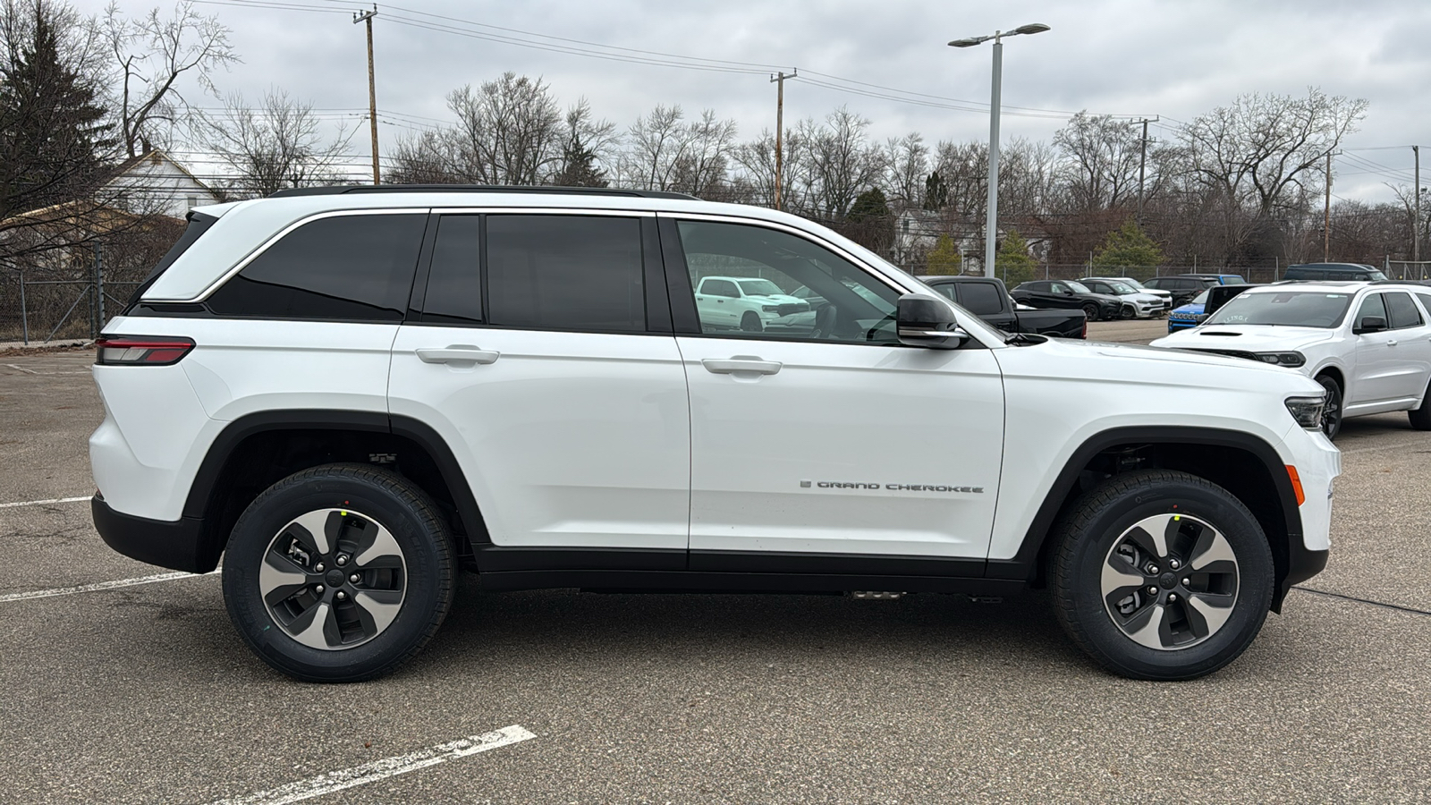 2025 Jeep Grand Cherokee 4xe 6