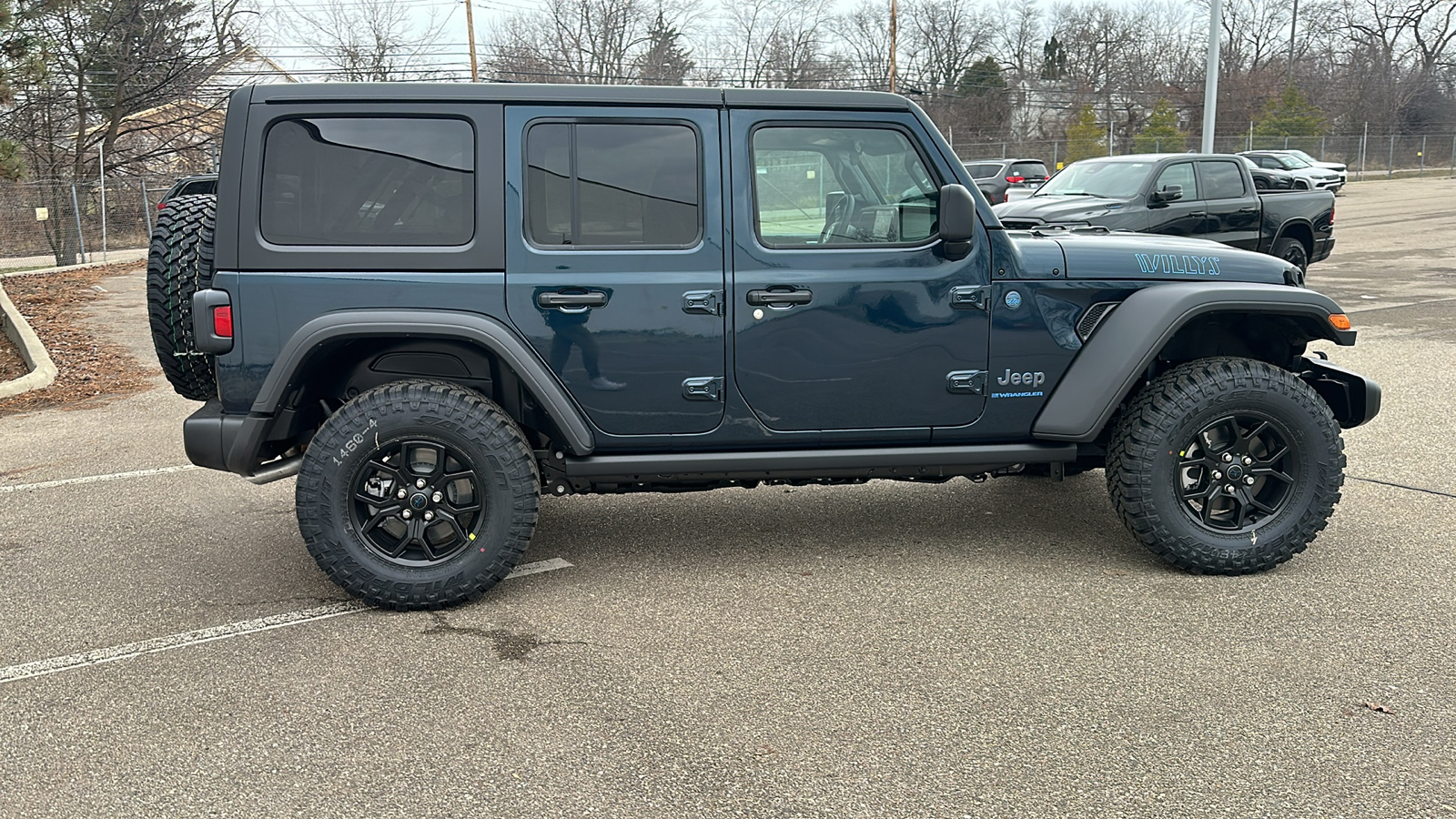 2025 Jeep Wrangler Willys 4xe 6