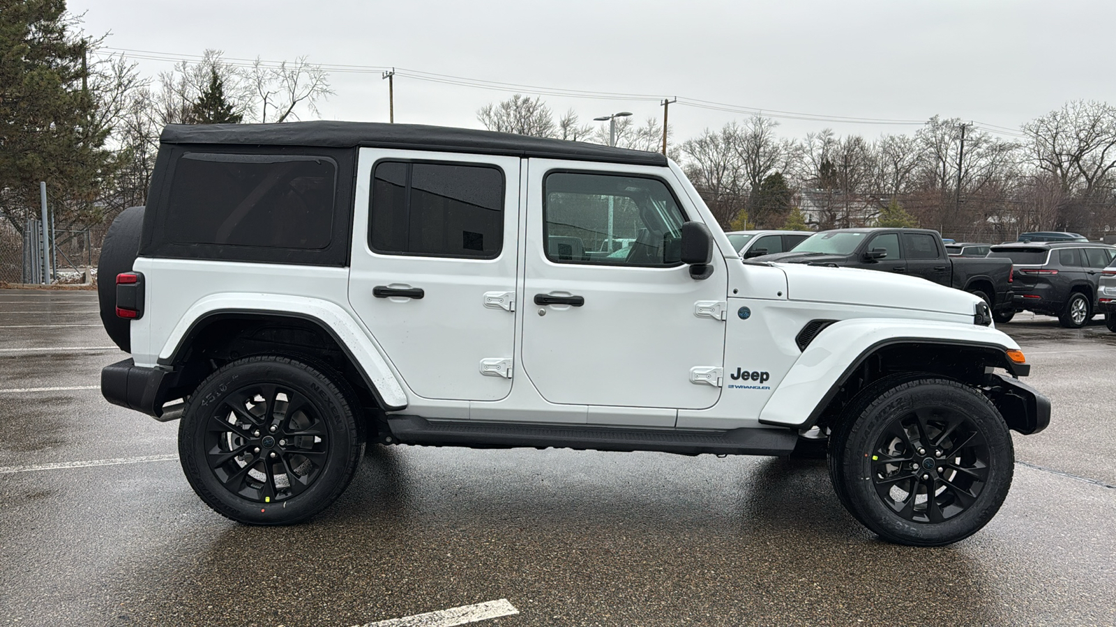 2025 Jeep Wrangler Sahara 4xe 6