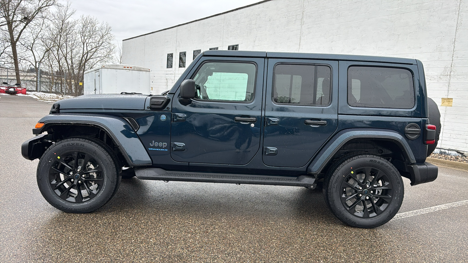 2025 Jeep Wrangler Sahara 4xe 2