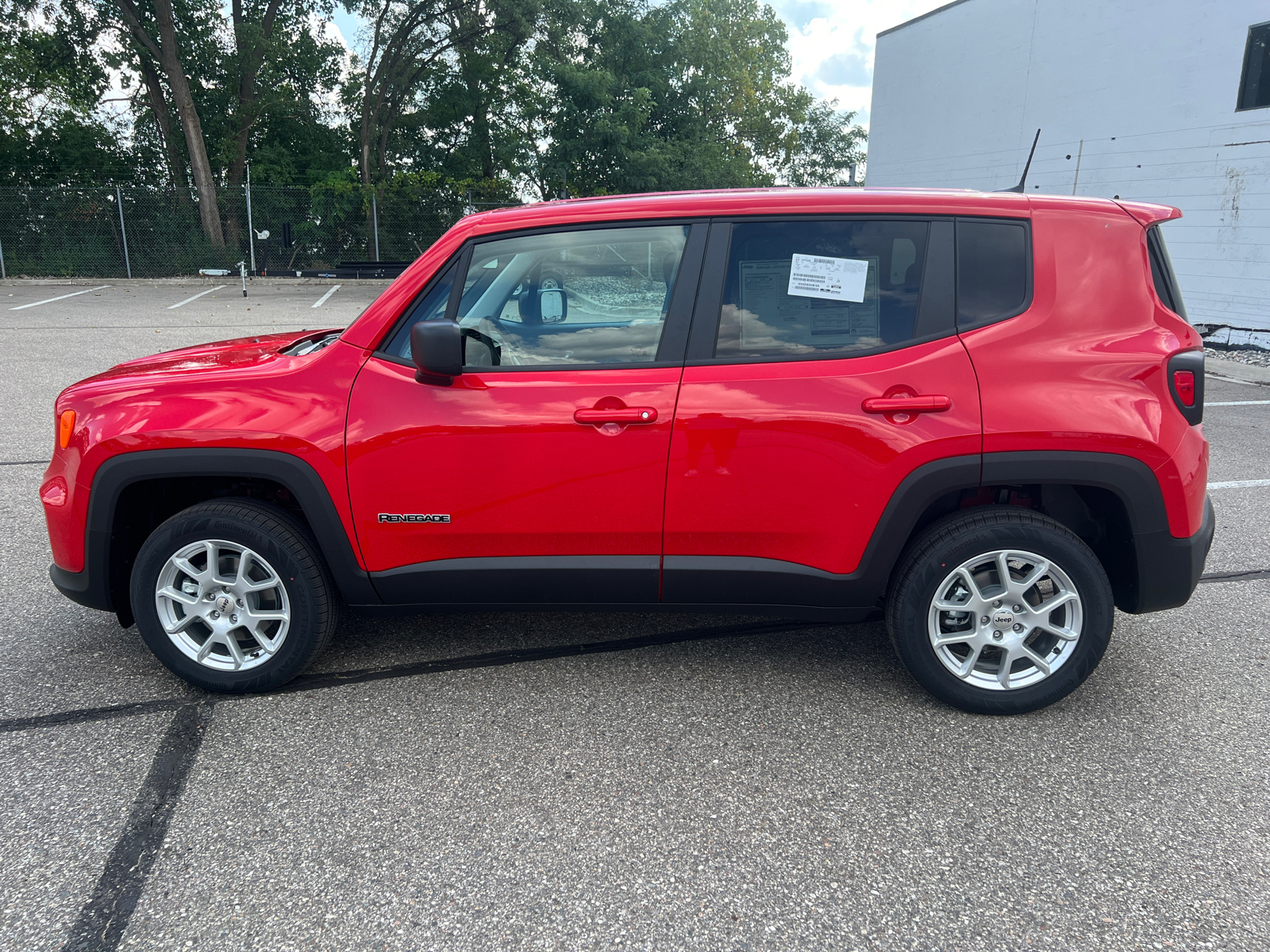 2023 Jeep Renegade Latitude 2