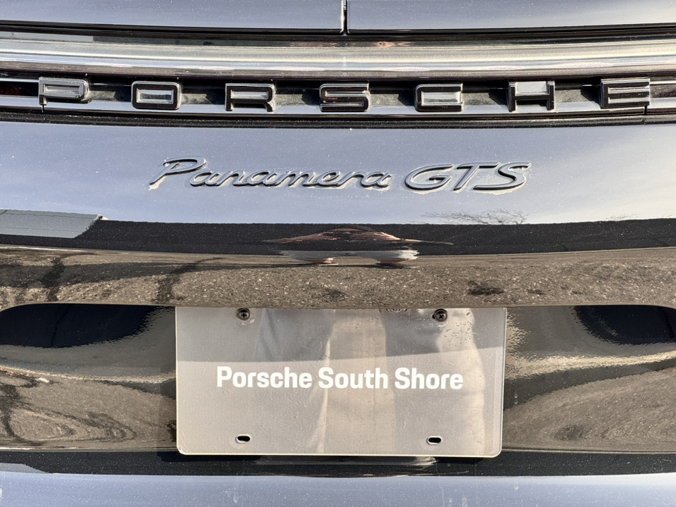 2023 Porsche Panamera GTS 33