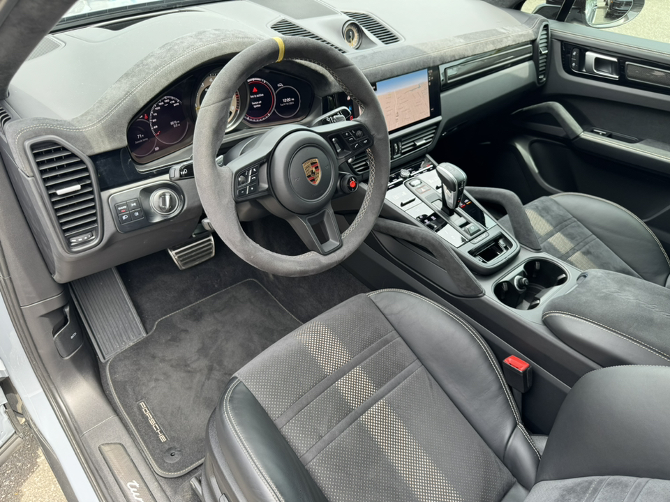 2023 Porsche Cayenne Coupe Turbo GT 24