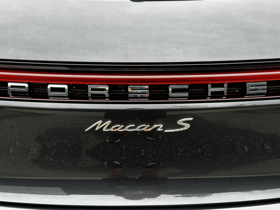2024 Porsche Macan S 14