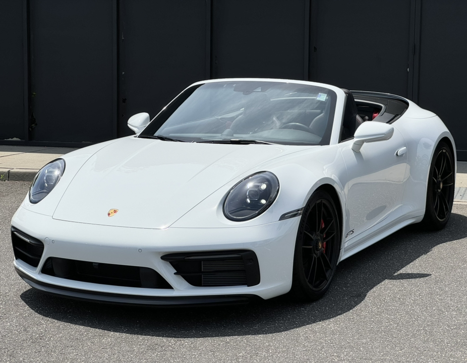 2024 Porsche 911 Carrera GTS 2