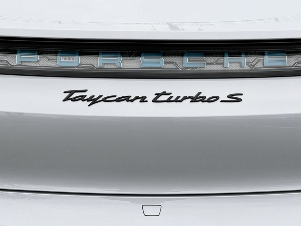 2024 Porsche Taycan Turbo S 30