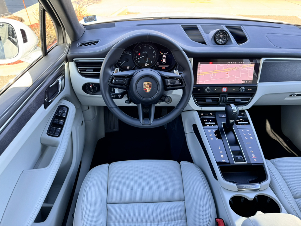2024 Porsche Macan GTS 18