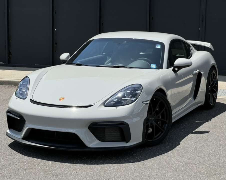 2022 Porsche 718 Cayman GT4 1