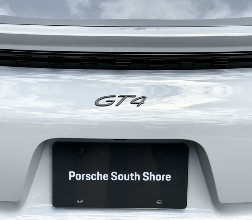 2022 Porsche 718 Cayman GT4 29