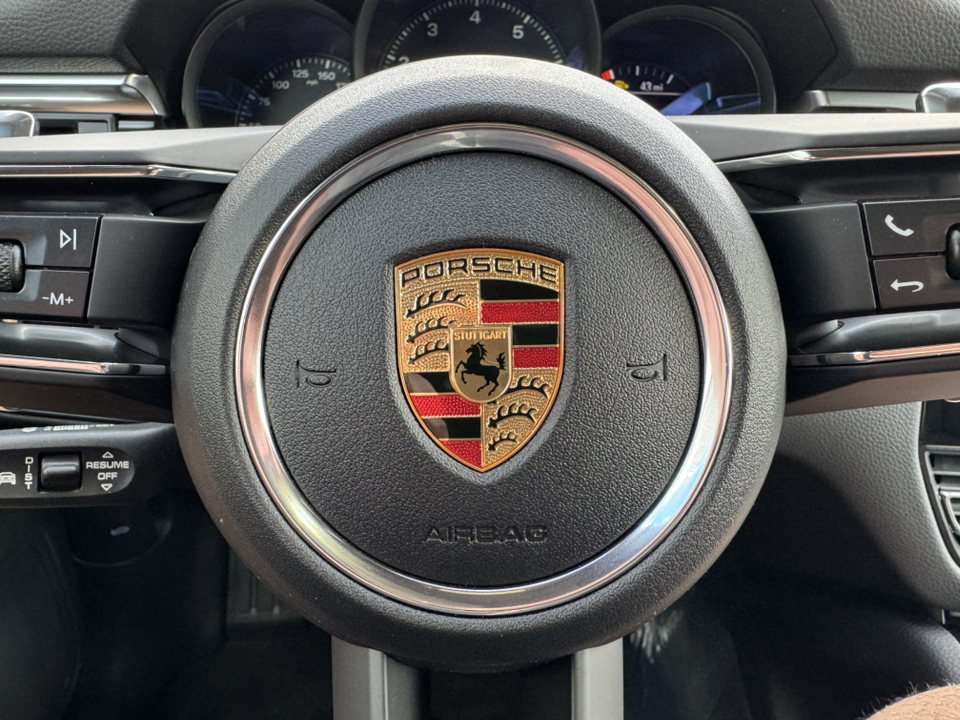 2024 Porsche Macan  15