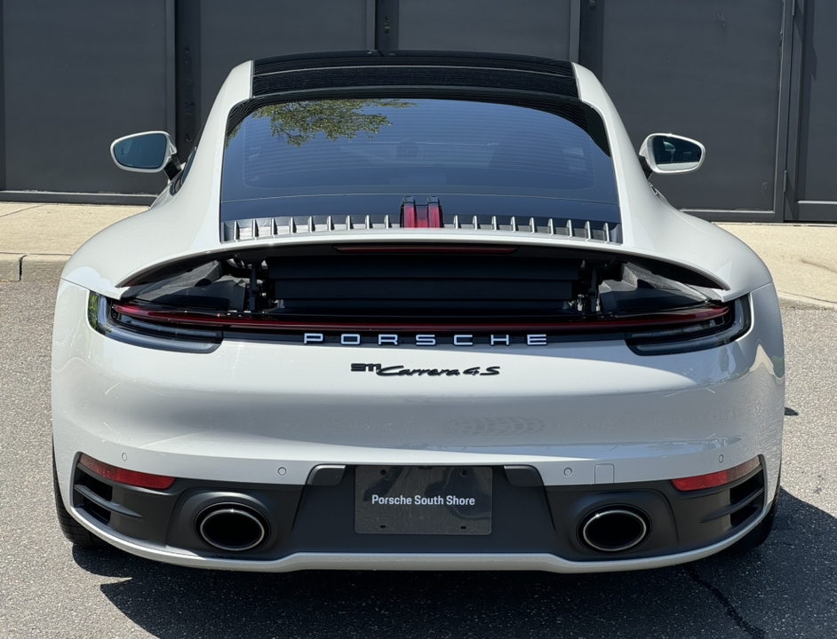 2022 Porsche 911 Carrera 4S 6
