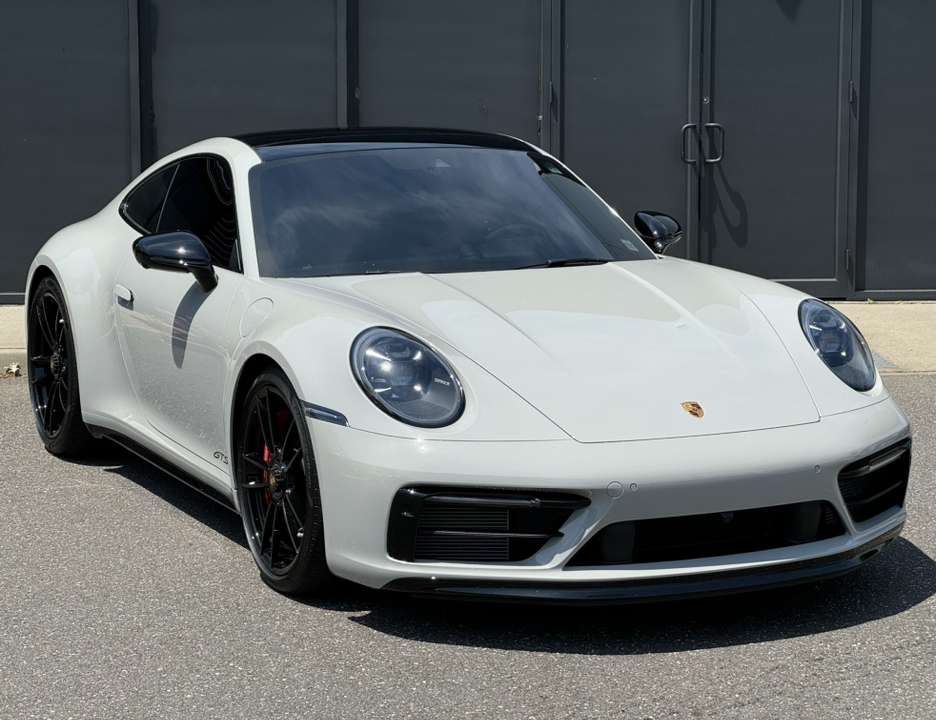 2022 Porsche 911 Carrera 4 GTS 3