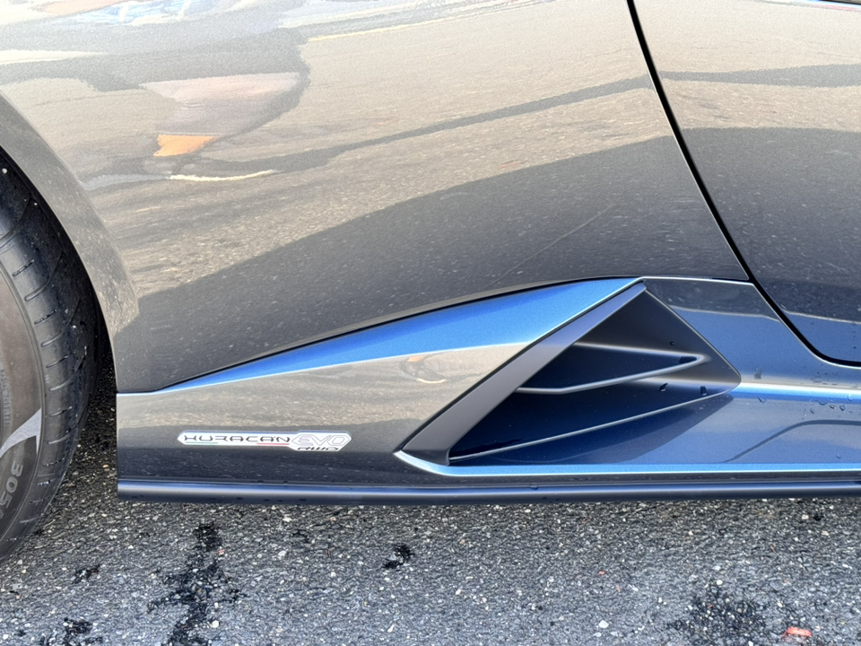 2022 Lamborghini Huracan EVO Base 11