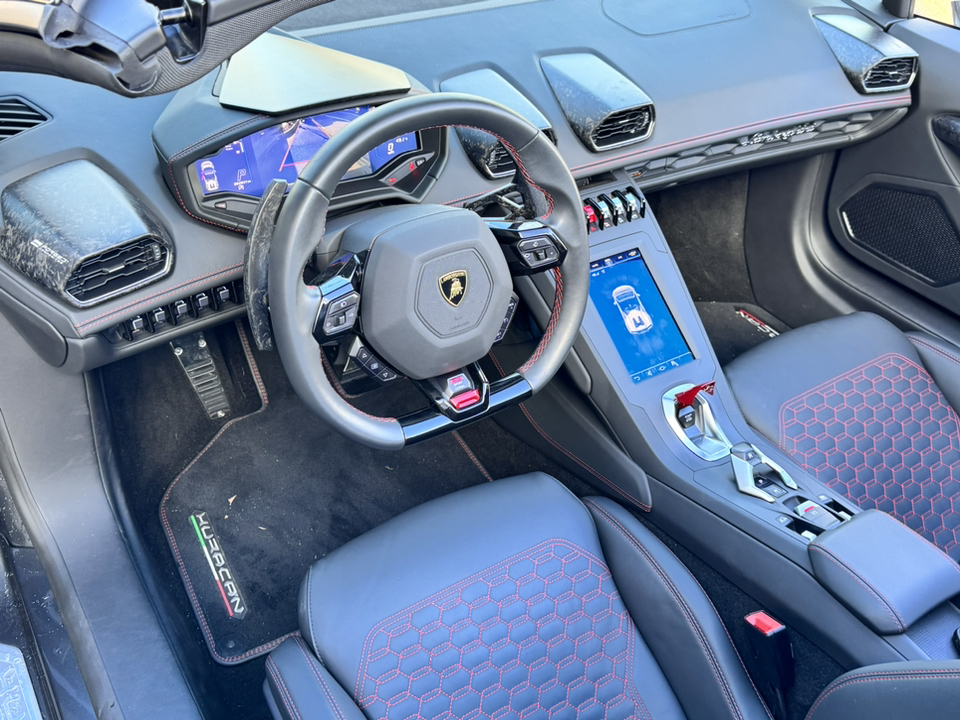 2022 Lamborghini Huracan EVO Base 25