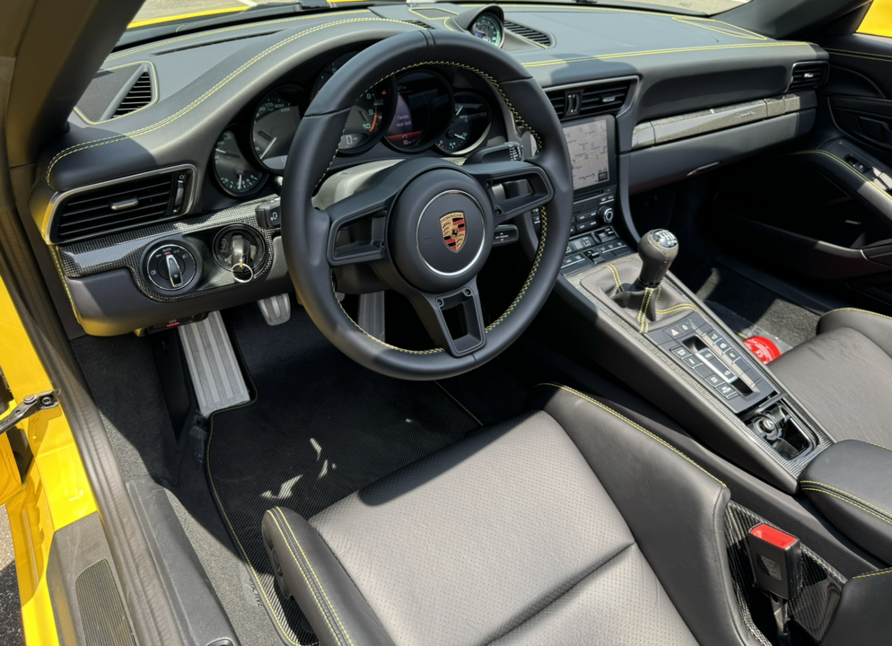 2019 Porsche 911 Speedster 23