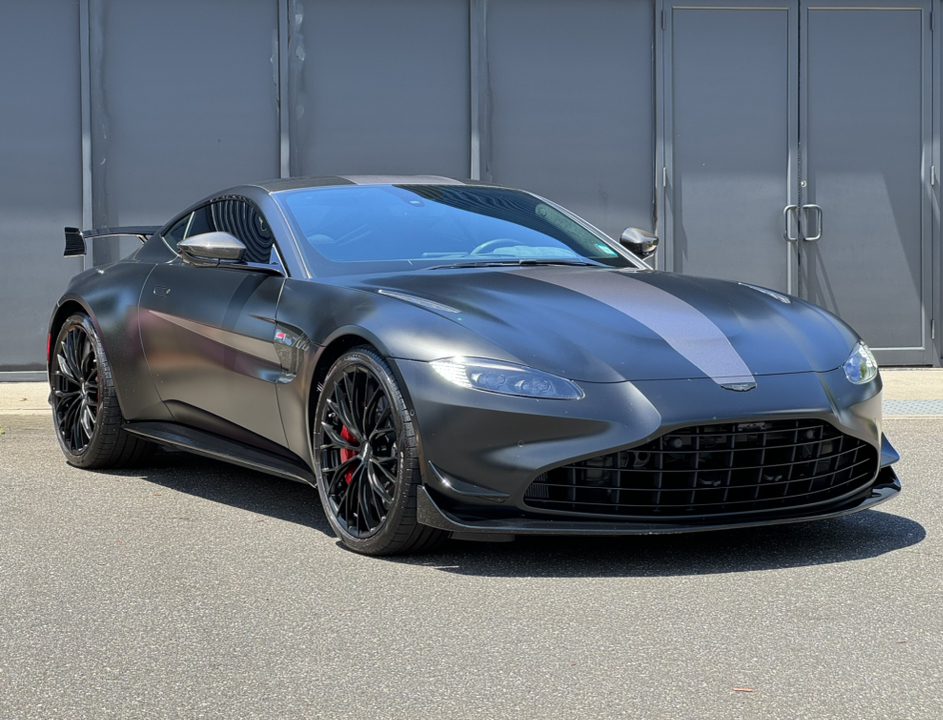 2023 Aston Martin Vantage F1 Edition 3