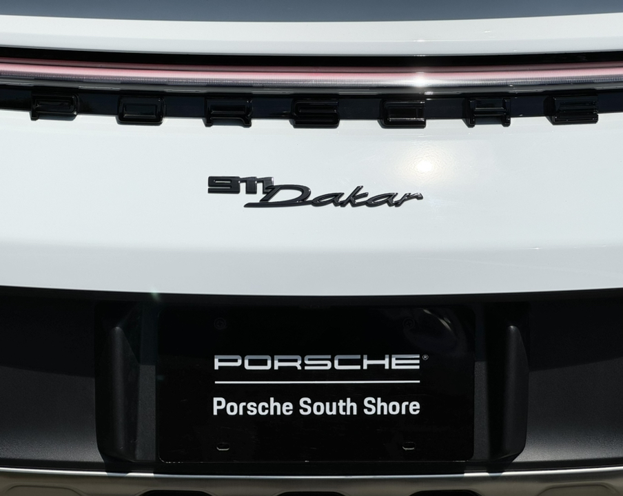 2024 Porsche 911 Dakar 34