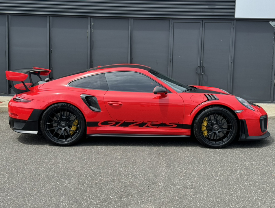 2018 Porsche 911 GT2 RS 8