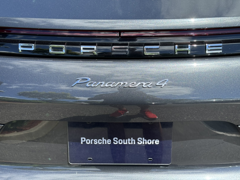 2020 Porsche Panamera 4 33