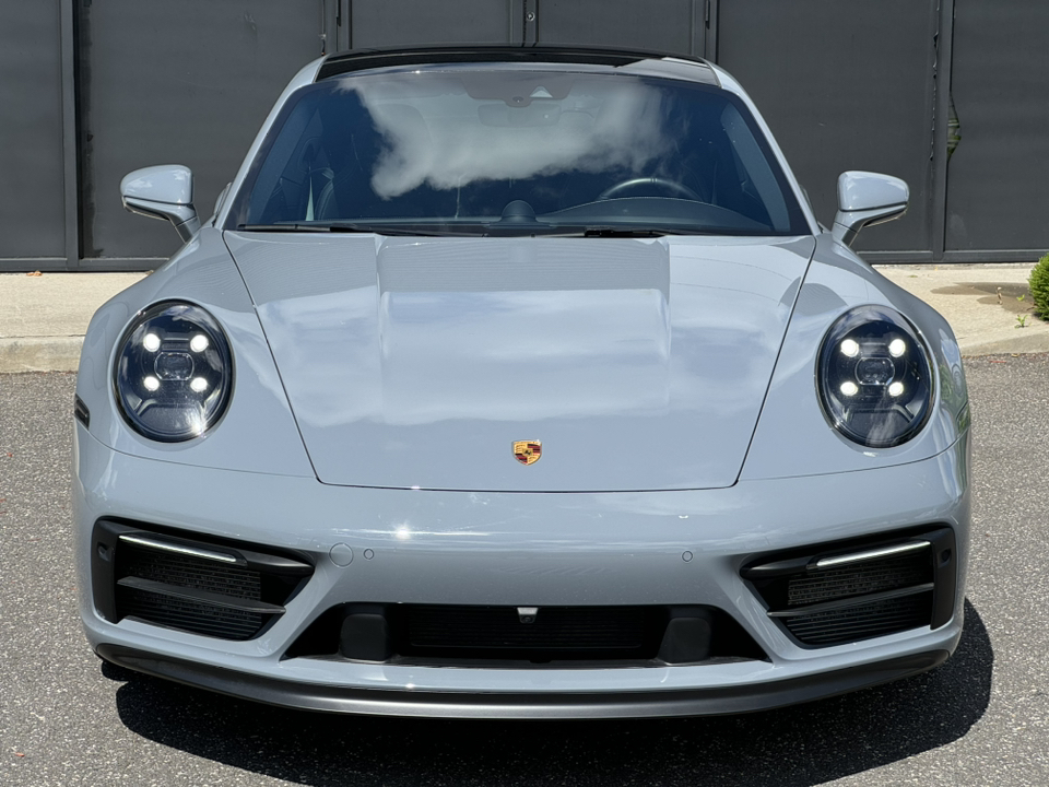 2023 Porsche 911 Carrera 4 GTS 2