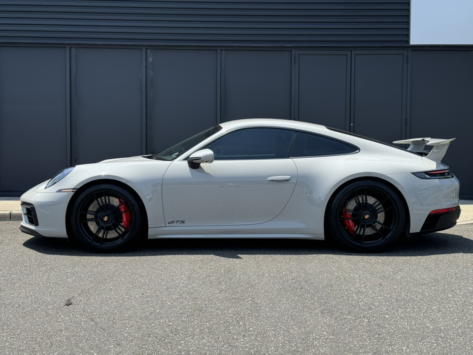2023 Porsche 911 Carrera GTS 4