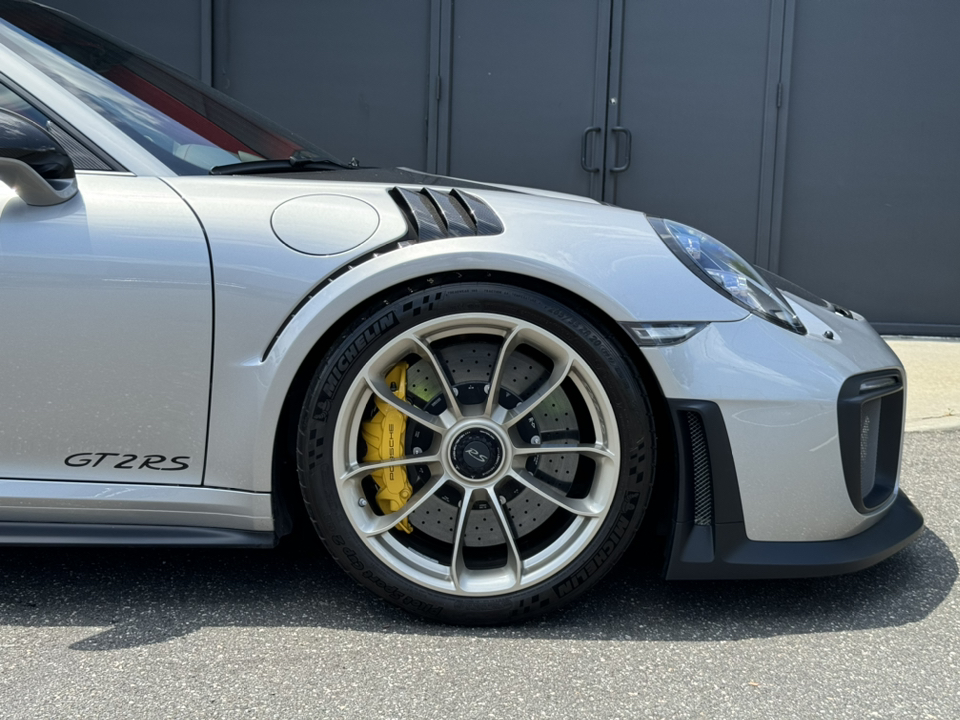 2019 Porsche 911 GT2 RS 9