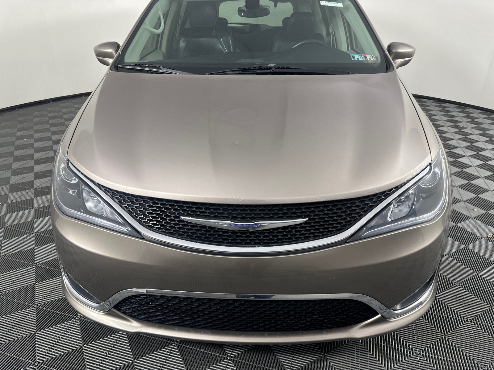 2017 Chrysler Pacifica Touring L Plus 5