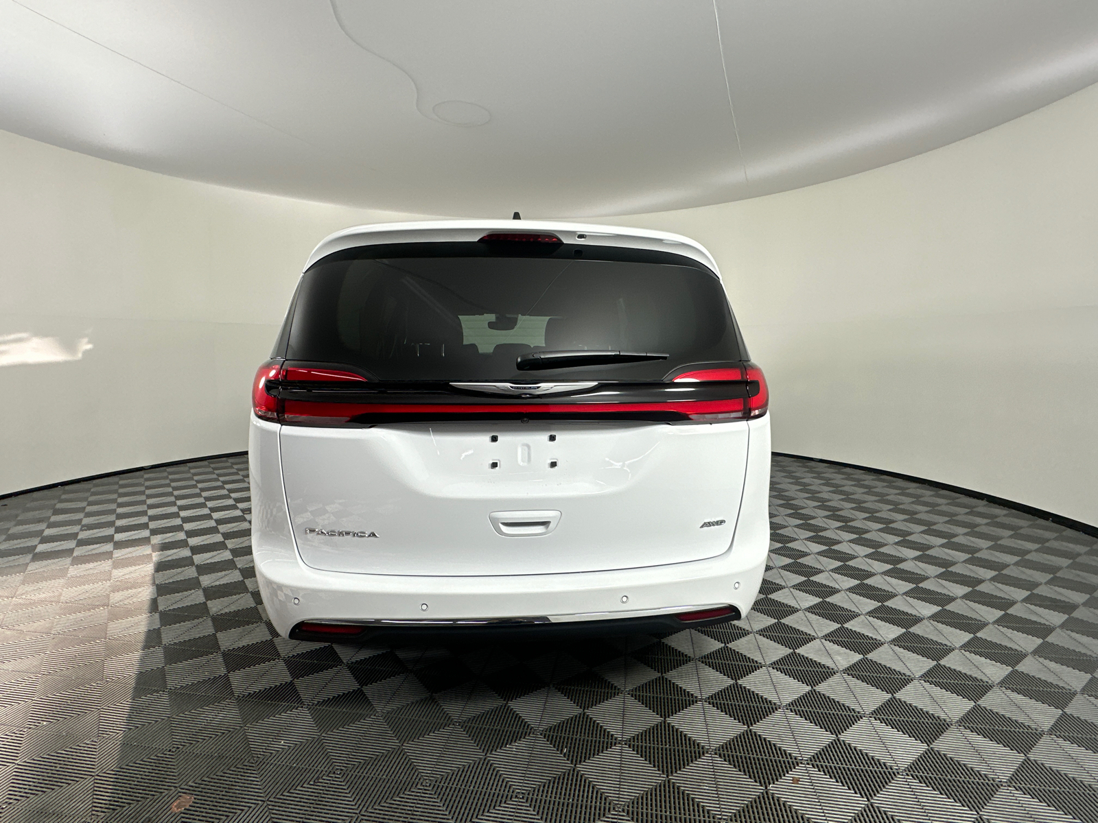 2024 Chrysler Pacifica Touring L 13